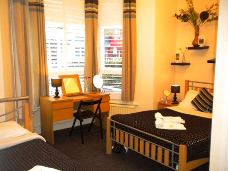 Royal Guest House 2 Hammersmith Londra Dış mekan fotoğraf